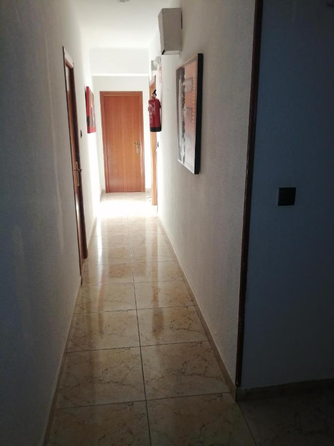 Hostal Jaime I Huesca Esterno foto