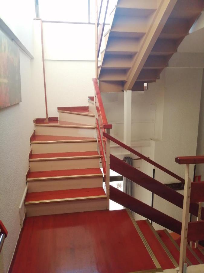 Hostal Jaime I Huesca Esterno foto
