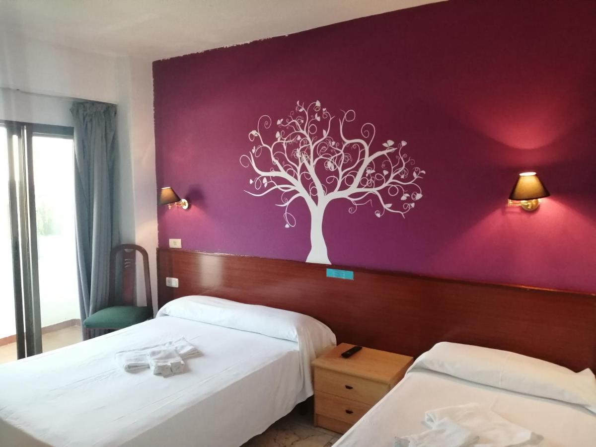 Hostal Jaime I Huesca Esterno foto